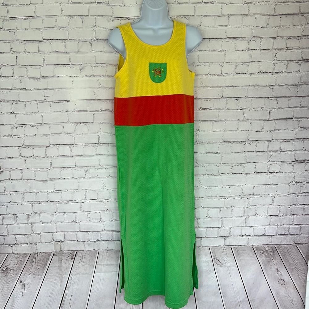 90’s maxi dress color block size small/beach vibes.